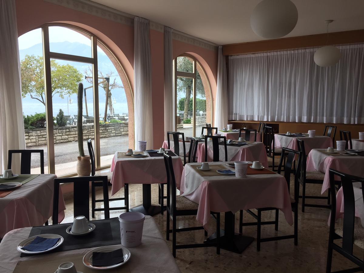 Piccolo Hotel Direkt Am See Brenzone sul Garda Εξωτερικό φωτογραφία