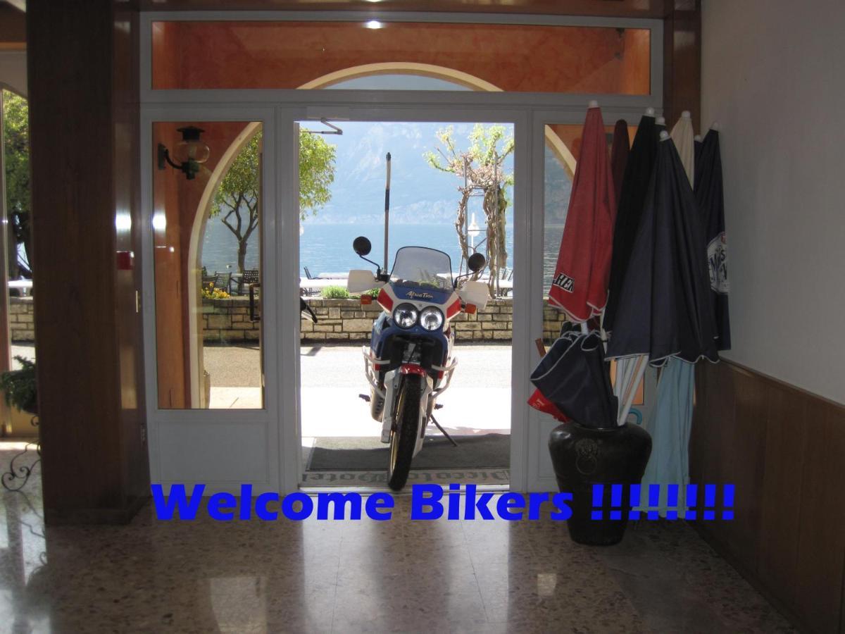 Piccolo Hotel Direkt Am See Brenzone sul Garda Εξωτερικό φωτογραφία
